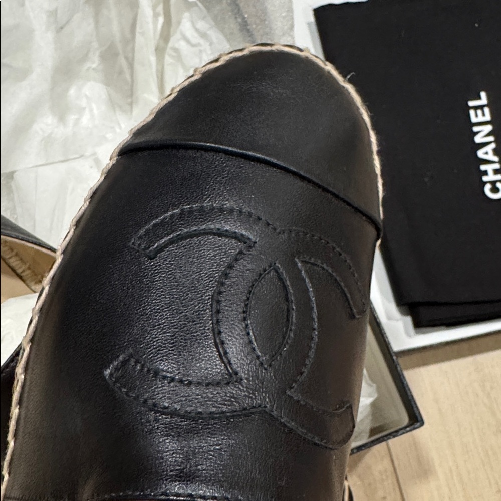 CHANEL Black Leather Espadrilles 37 - Picture 2 of 7